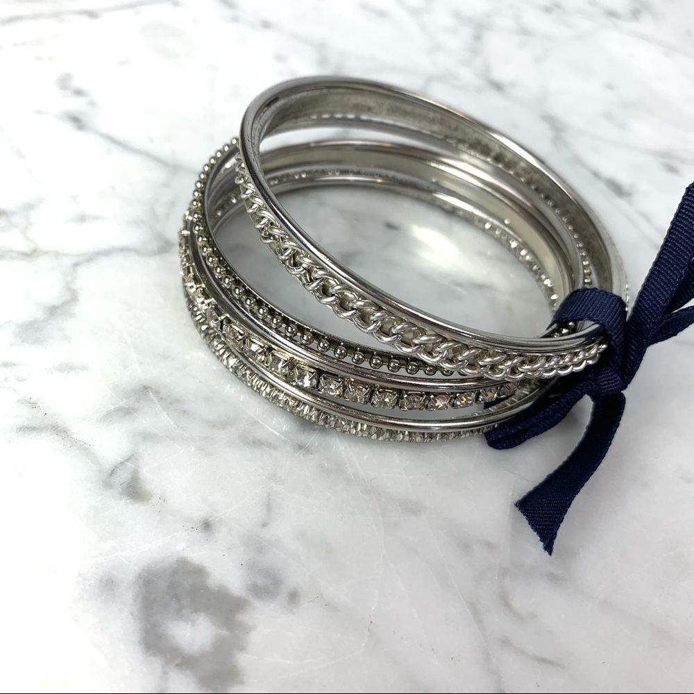 Fashion Jewelry • 7 Silver Bangles with